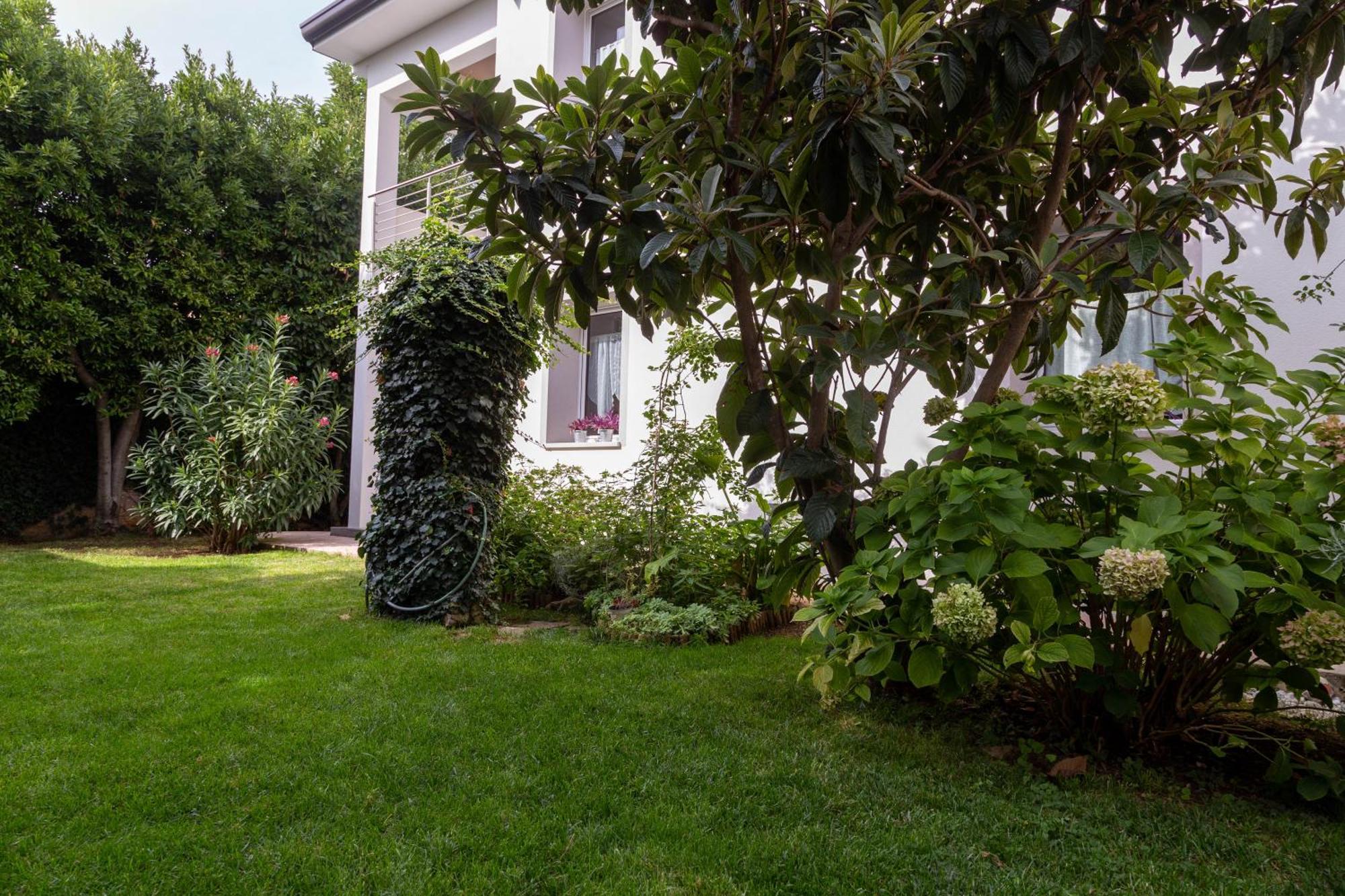 Appartamento Con Giardino Le Querce Систиана Экстерьер фото