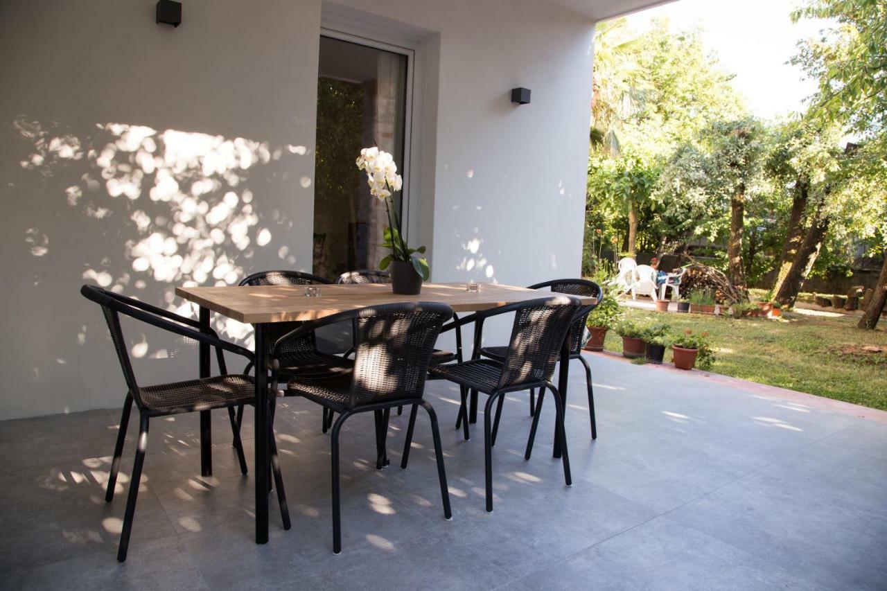 Appartamento Con Giardino Le Querce Систиана Экстерьер фото